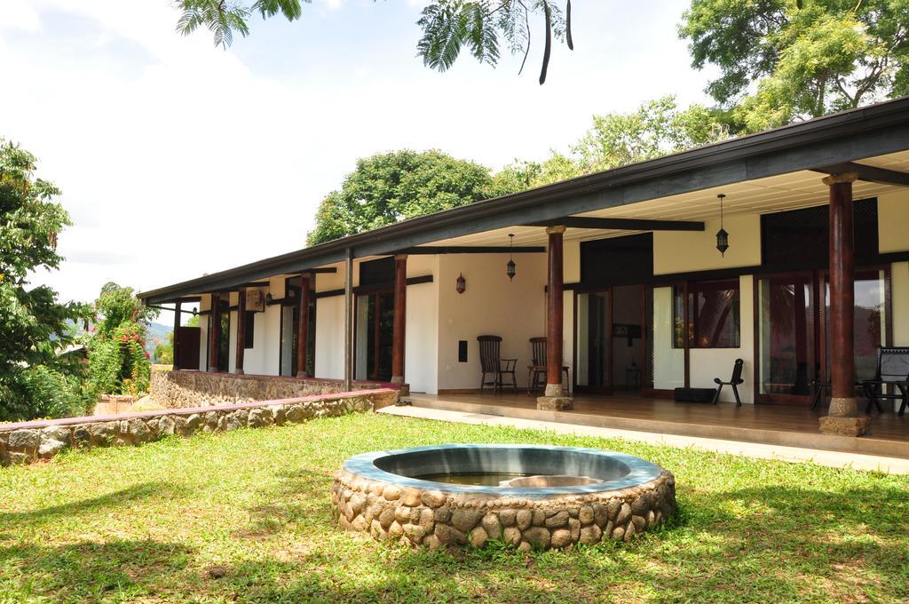 The Buena Vista Kandy Exterior foto