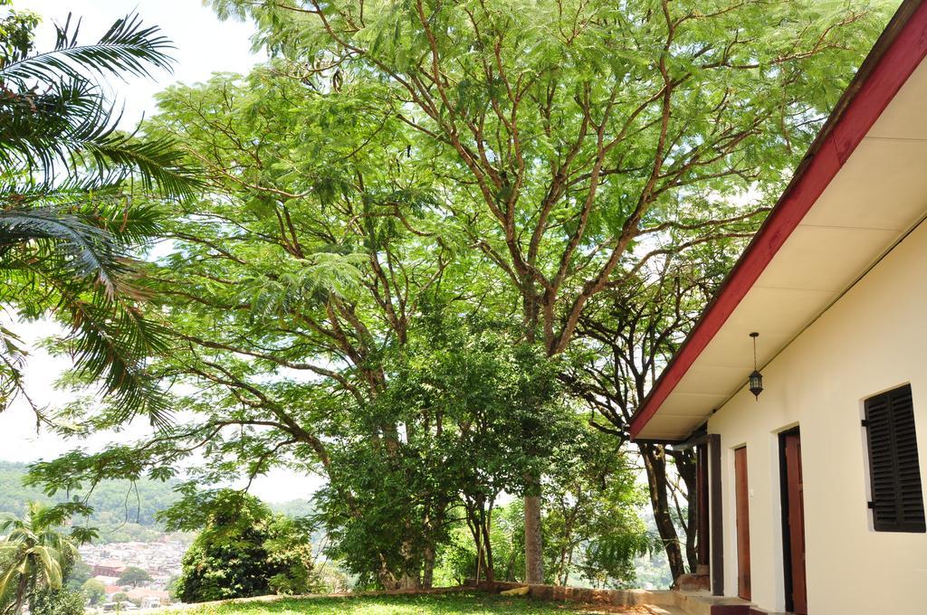 The Buena Vista Kandy Exterior foto