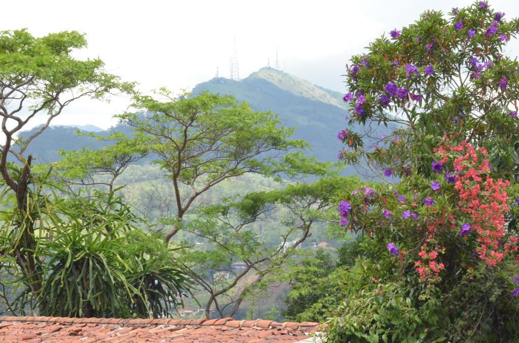 The Buena Vista Kandy Exterior foto