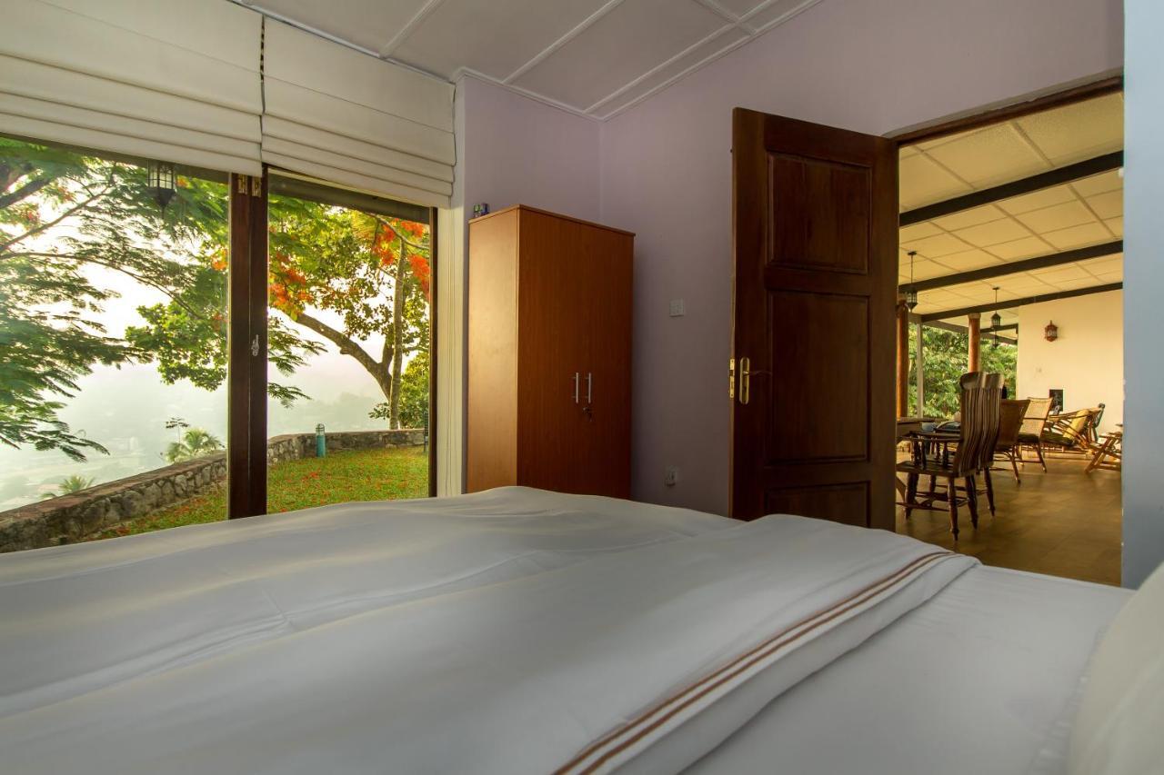The Buena Vista Kandy Exterior foto